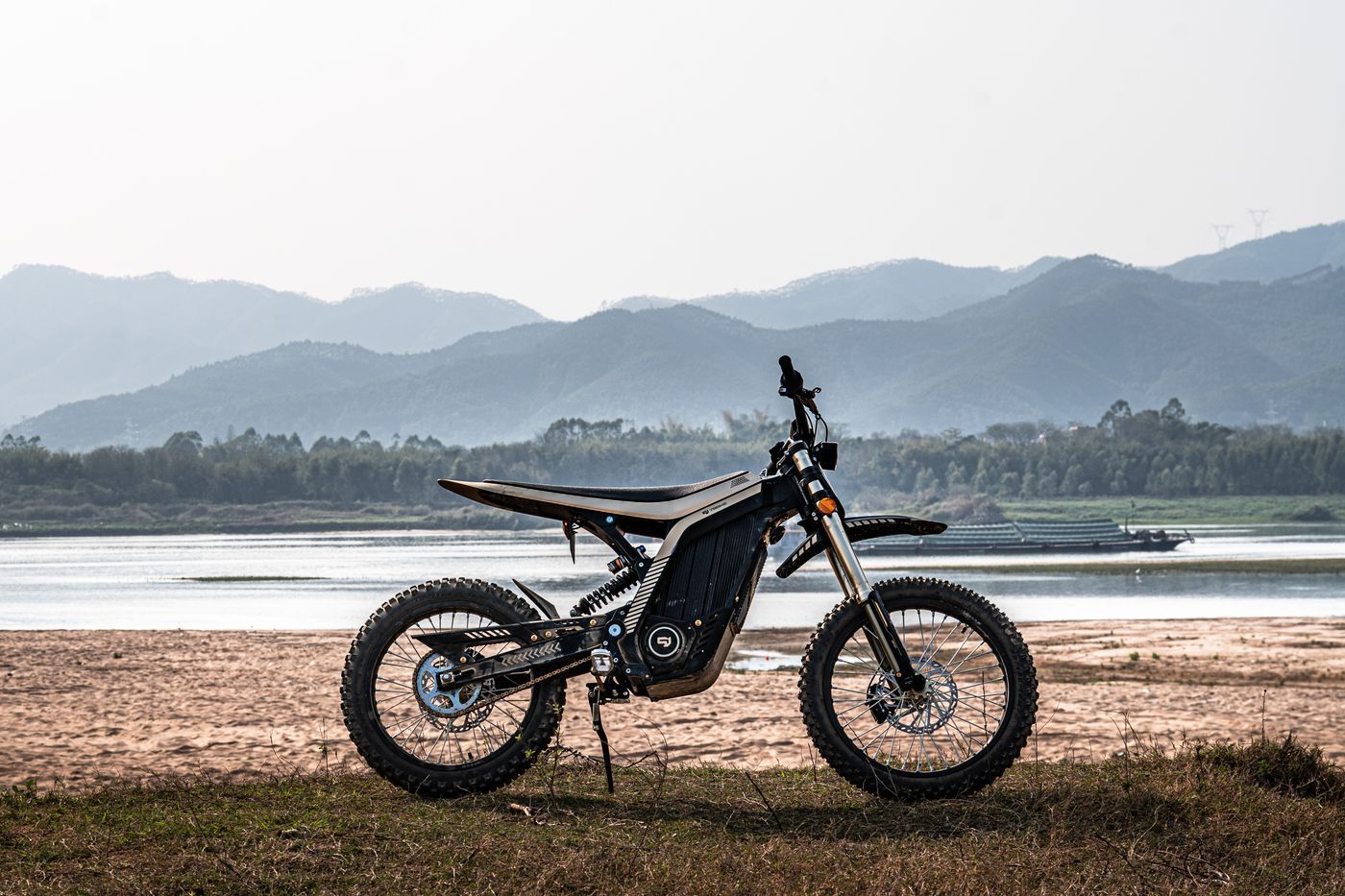 Ride Without
Limits.